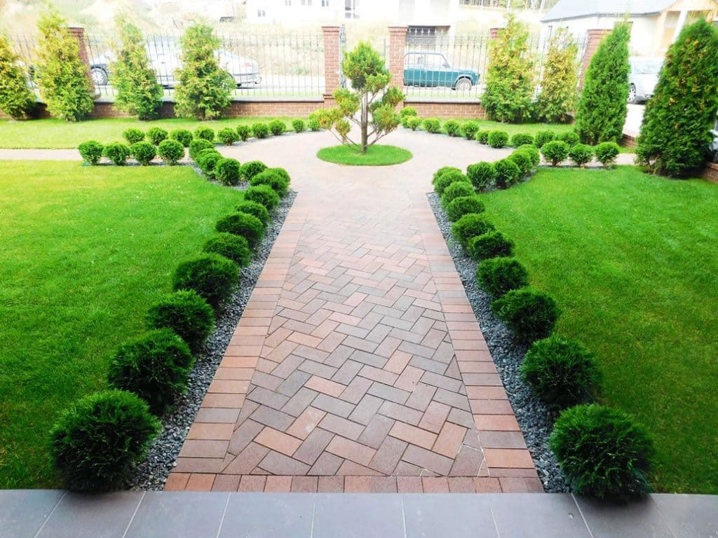 Благоустройство территории